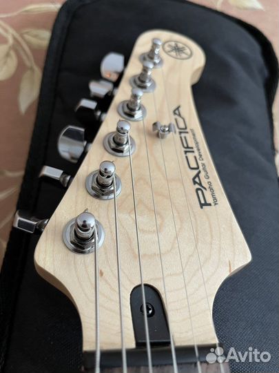 Электро гитара yamaha pacifica 112J