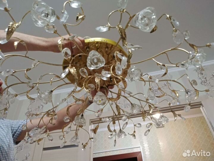 Люстра потолочная