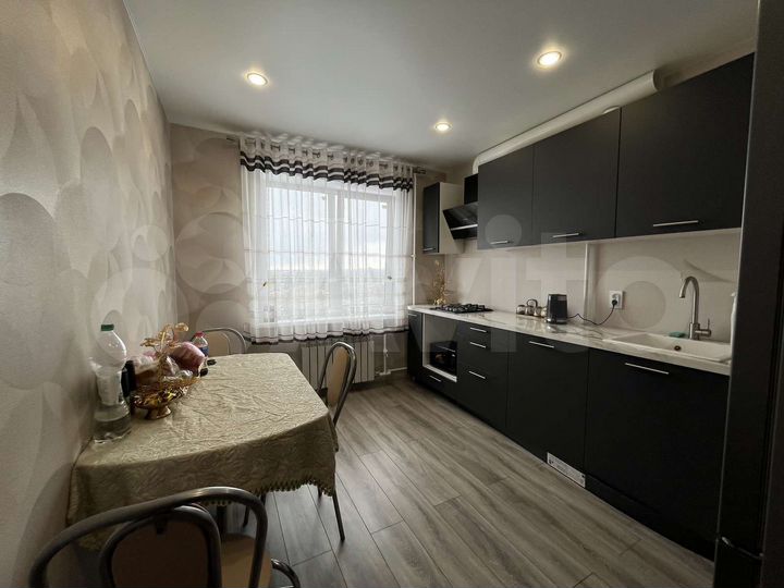 2-к. квартира, 53 м², 9/10 эт.