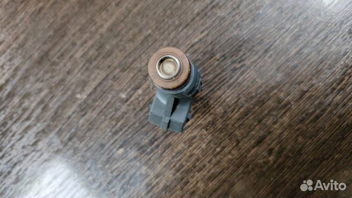 Форсунка топливная Volkswagen Touareg 1 4.2 2006