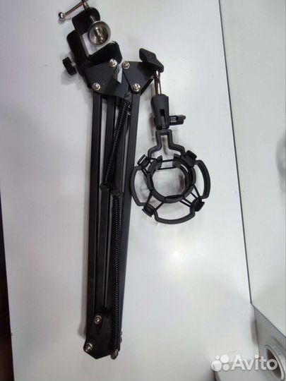 Микрофон behringer c1u Студийный + комплект