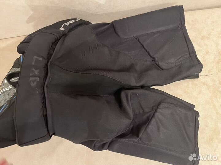 Хоккейные шорты true ax7