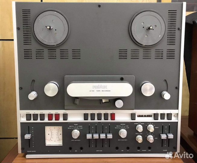 Revox A-700 картушечный магнитофон