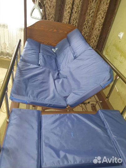 Медицинская кровать для лежачих больных