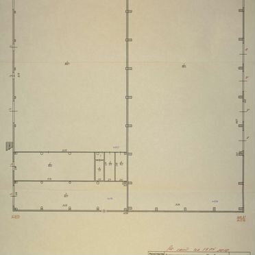 Здание 2563 м² + участок 54 сотки