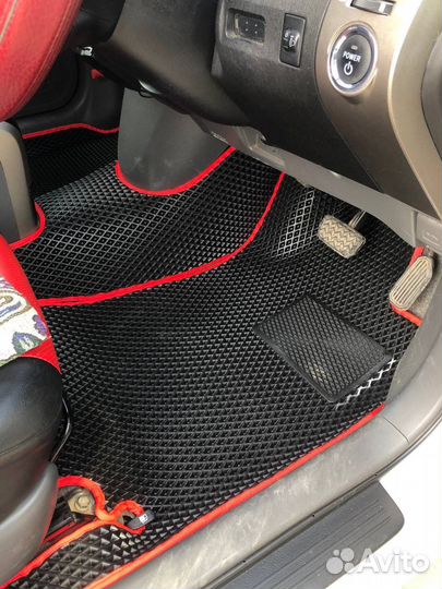 Автоковрики Toyota Prius 20 с бортами