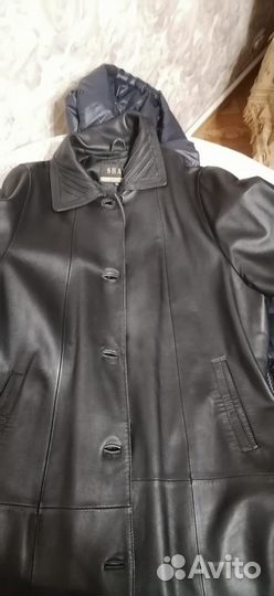 Кожаный плащ женский
