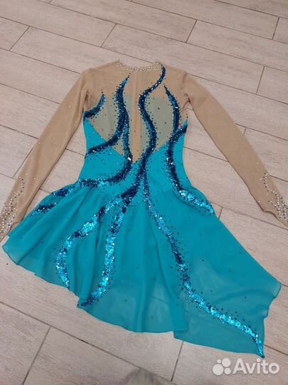 Костюм для фигурного катания 152