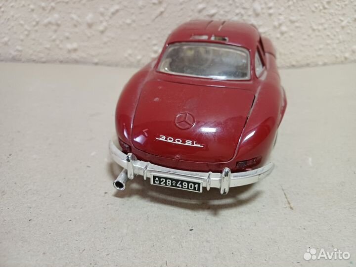 Модель mercedes 300 sl 1 18 Italy