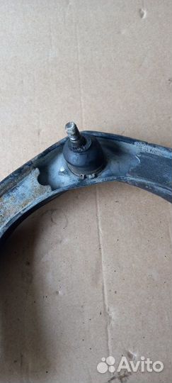 Рычаг подвески нижний передний правый Nissan