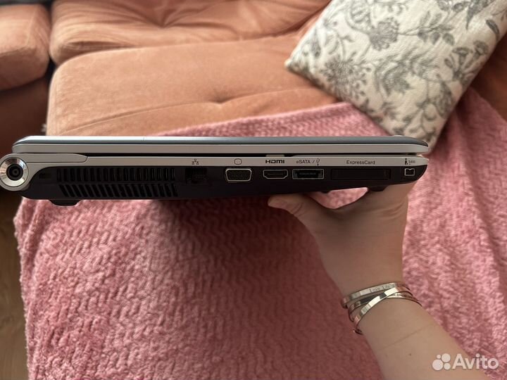 Sony vaio PCG-81211V