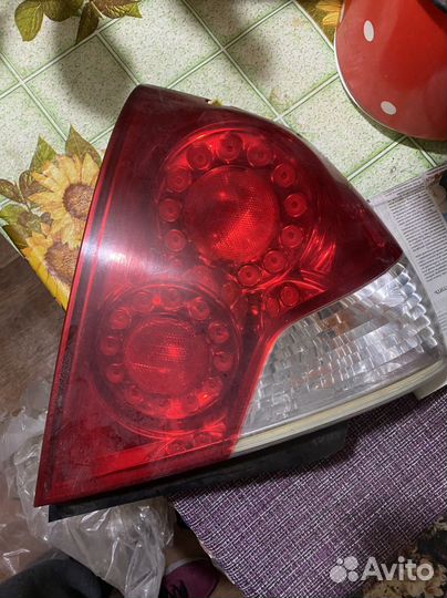 Фонарь задний infiniti m35