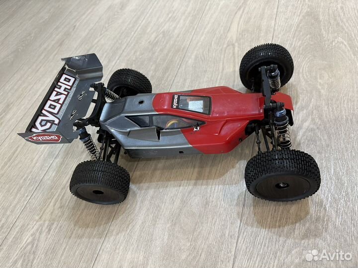 Kyosho lazer ZX-5 1:10