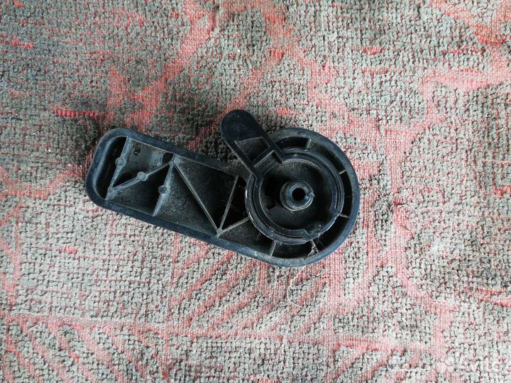 Рычаг капота Форд Фокус 3