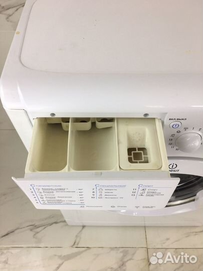 Стиральная машина бу Indesit iwub4085