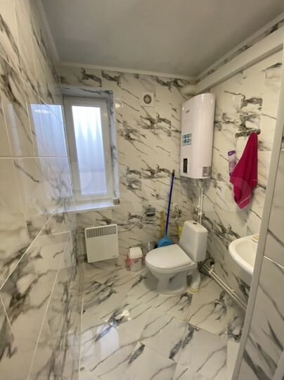 1-к. квартира, 38 м², 1/2 эт.