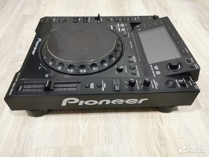 Pioneer cdj 2000