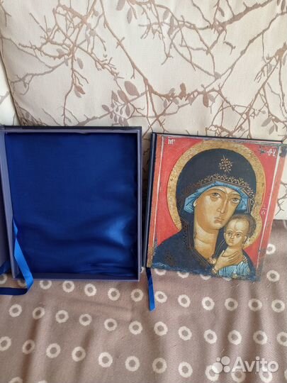 Подарочная книга