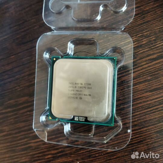 Процессор Intel Core 2 Duo E7300