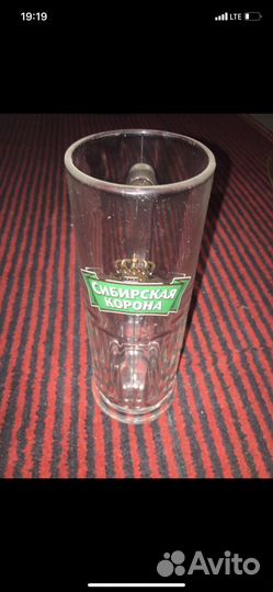 Пивные кружки и бокалы