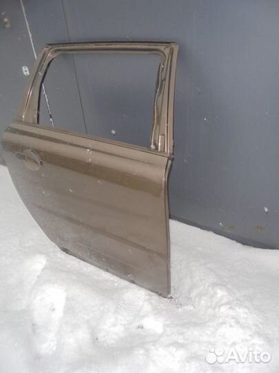 Дверь задняя правая volvo xc70