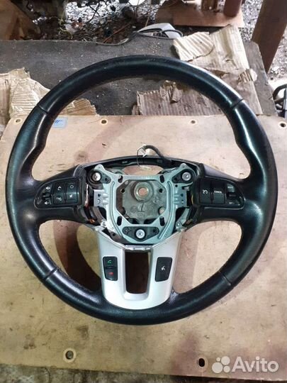 Руль с кнопками Kia Sportage 3 SL 10-16г