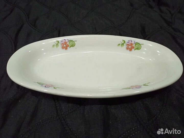 Блюдо овальное, селедочница зик Конаково