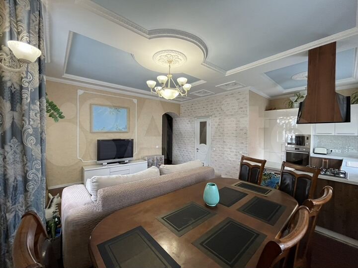 3-к. квартира, 69,1 м², 2/4 эт.