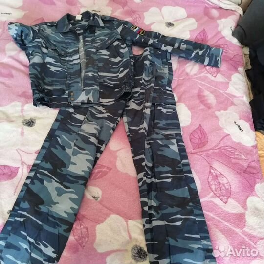 Военная форма. Пакетом