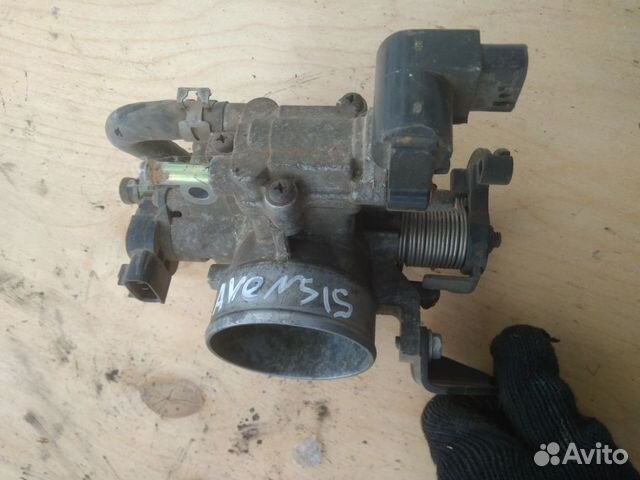 Дроссель блок для Тойота Авенсис 2003-2008 1,8
