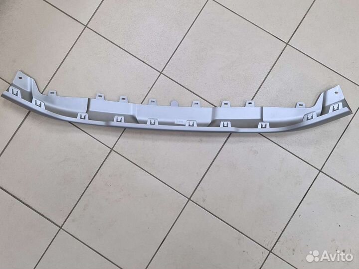 Накладка переднего бампера Logan Stepway