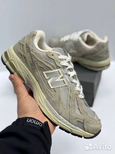 New balance 1906d