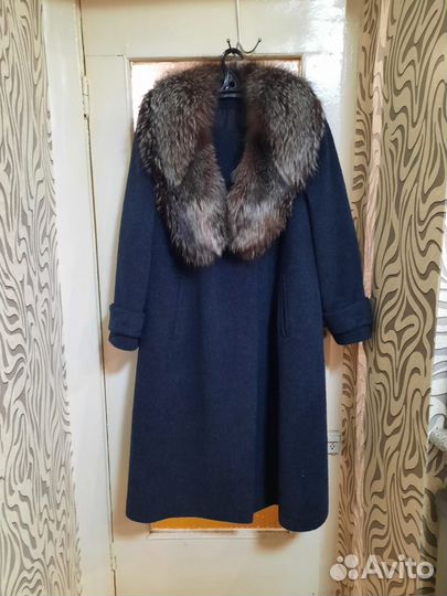 Куртки,пуховики и ветровки