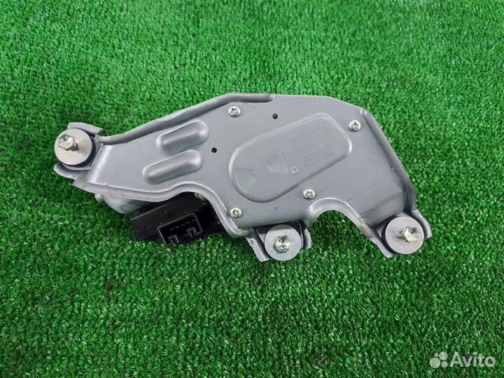 Мотор стеклоочистителя задний Toyota Verso R2 2009