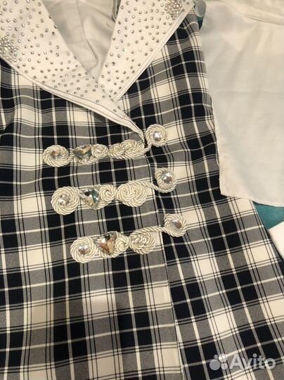 Костюм концертный