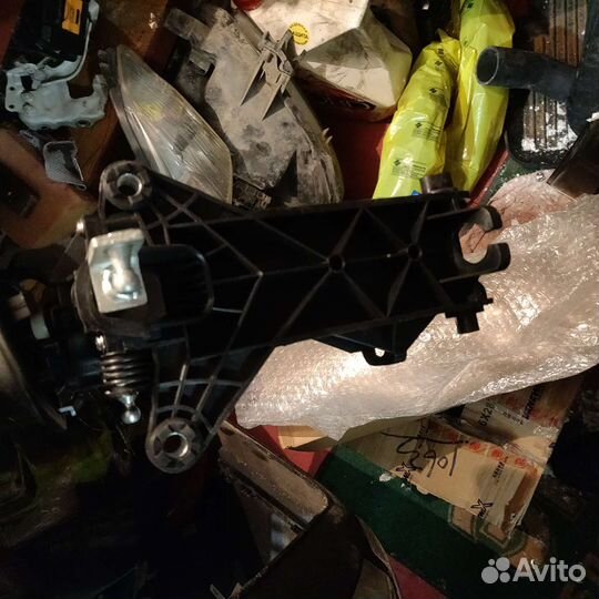 Кулиса Мерседес спринтер 906