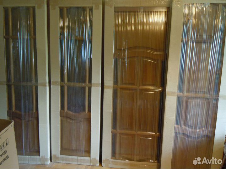 Двери межкомнатные деревянные из массива