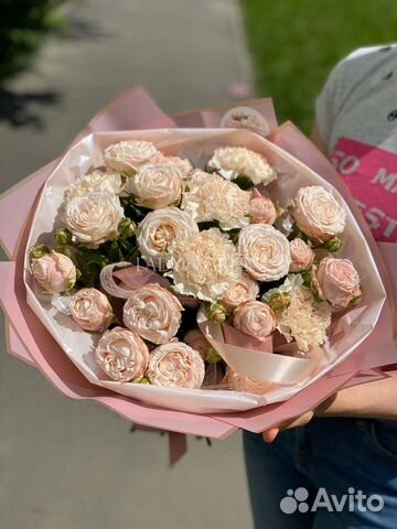 Нежная Кустовая роза Букет для самой любимой