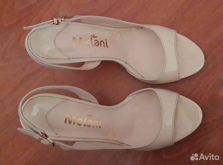 Босоножки женские 38 размер