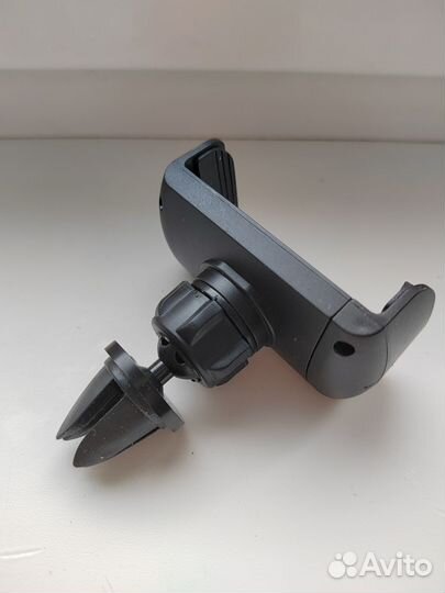 Держатель для телефона в машину