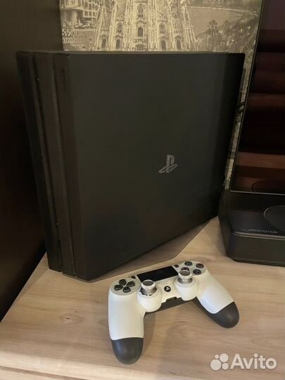 Sony PS4 pro 1tb