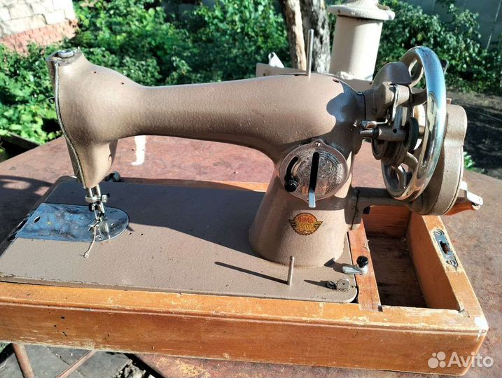 Швейная машинка