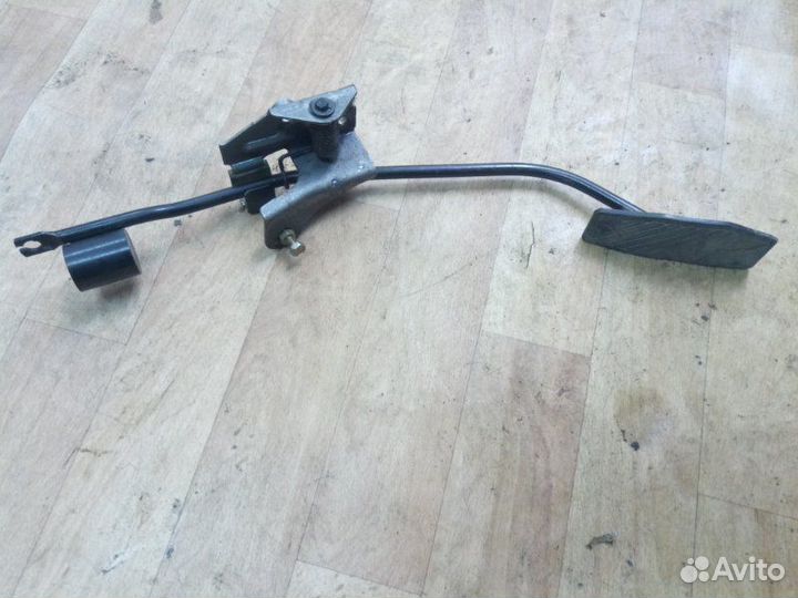 Педаль газа Kia Spectra седан 1.6 S6D1 K0AB502100