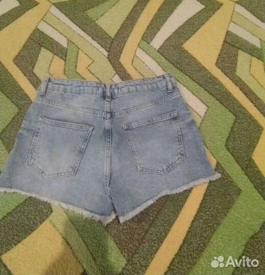 Джинсовые шорты