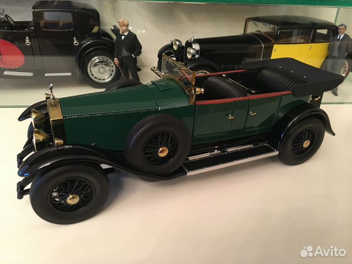 Модель автомобиля 1/18 Ролс Ройс