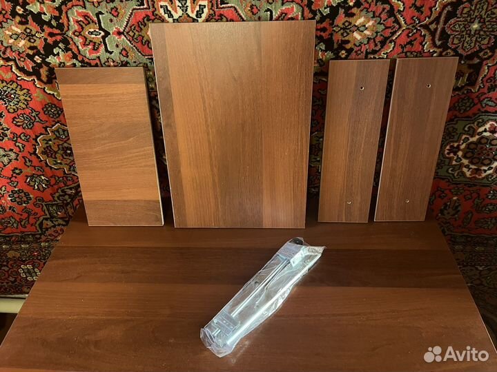 Письменный стол