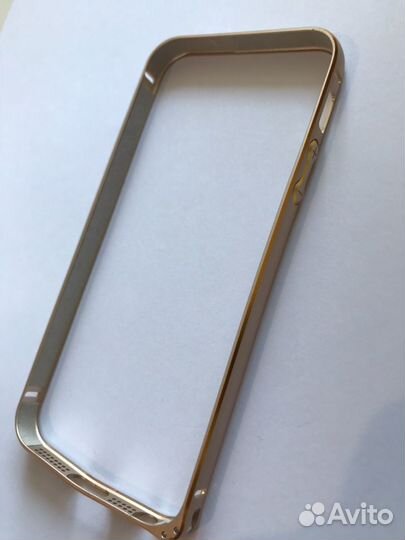 Бампер на iPhone 5/5s/SE