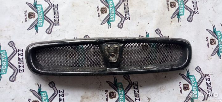Решетка радиатора Rover 200