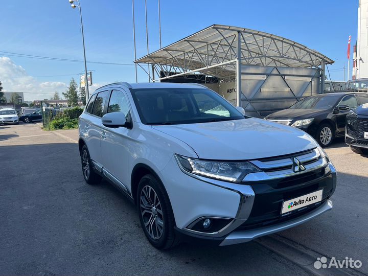 Mitsubishi Outlander 2.0 CVT, 2016, 136 000 км