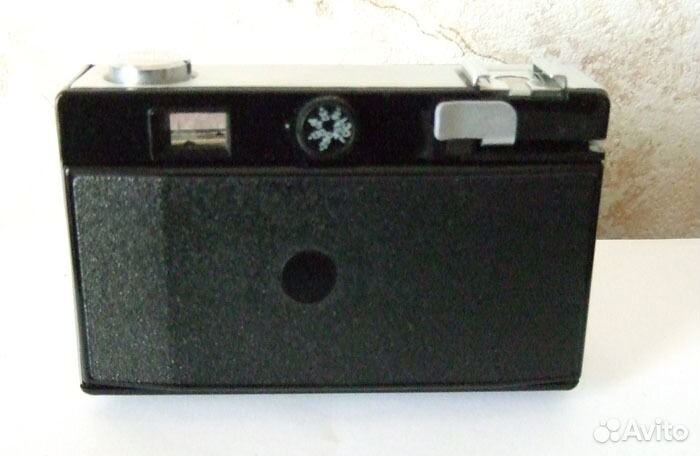 Фотоаппарат плёночный Вилия-авто и 3 кассеты СССР